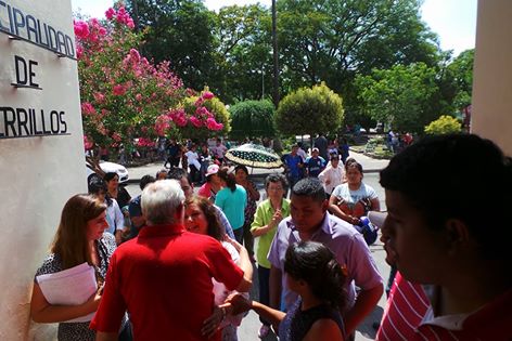  Crisis en Cerrillos: Vega acusa a legisladores por instigar a la toma e intentar derrocarla 