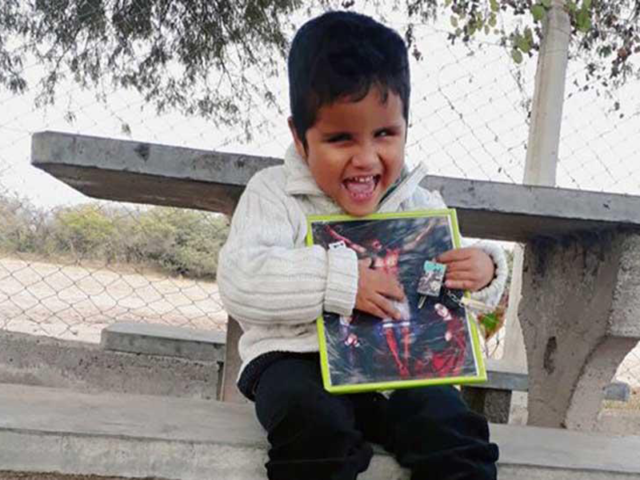 Ayudemos a Santino para que vuelva a ver 