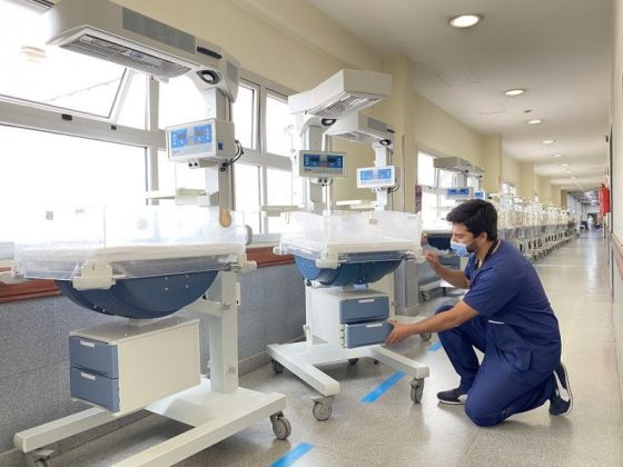 Se moderniza la planta de incubadoras y servocunas del hospital Materno Infantil